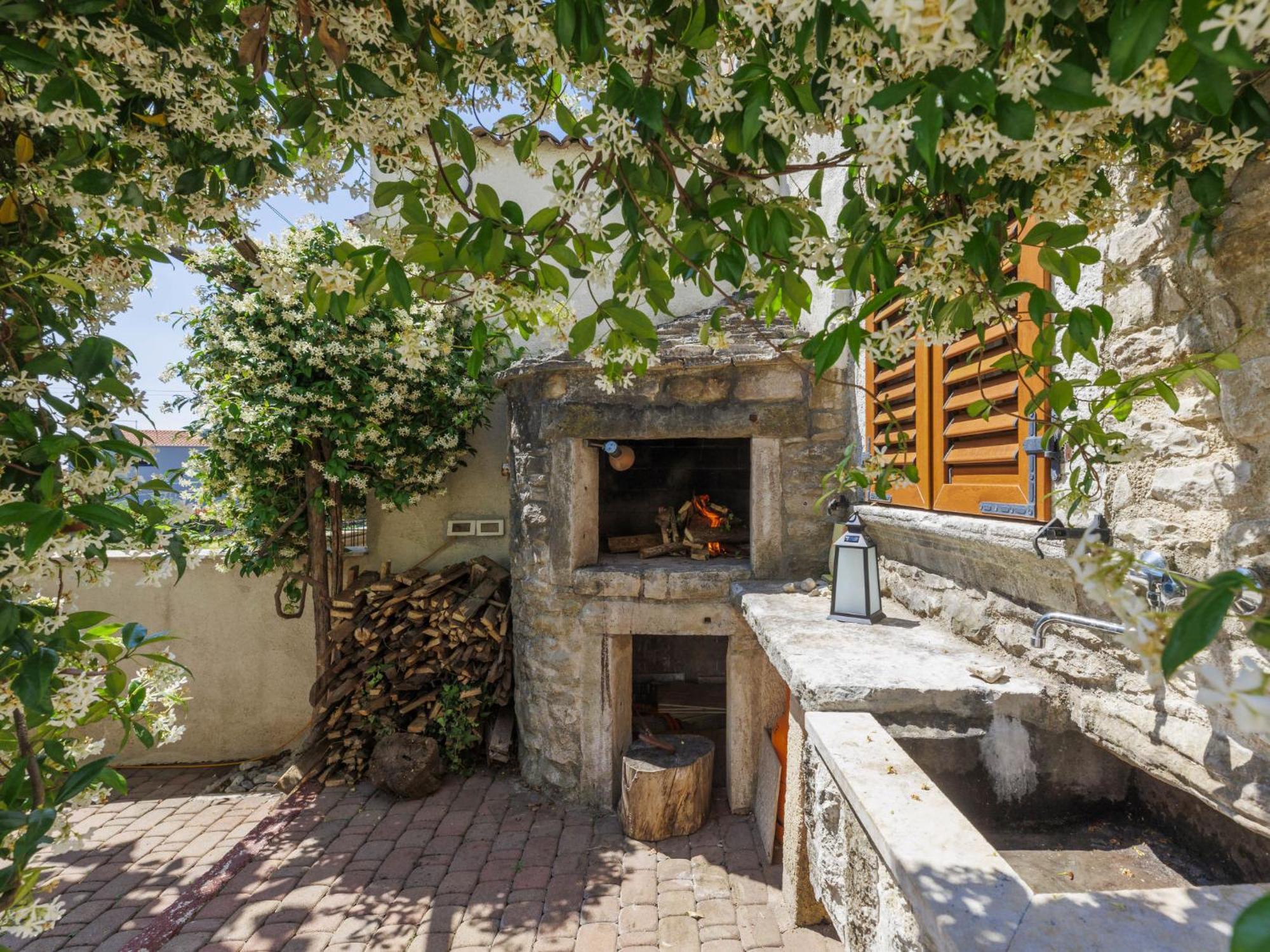 Holiday Home Pinia I - Kst126 By Interhome Kaštelir エクステリア 写真